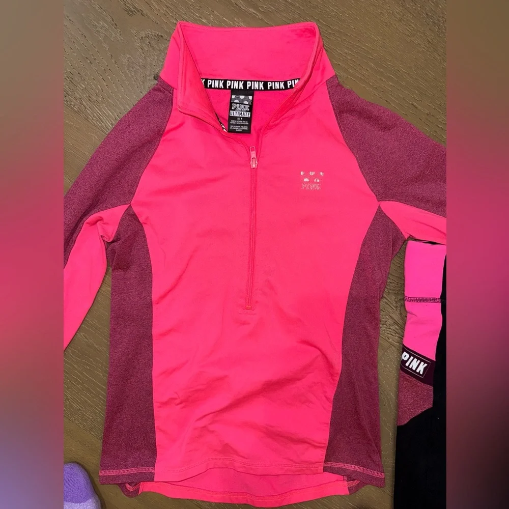 PINK Victoria's Secret Hot‎ Pink & Black Active Set - Picture 5 of 6